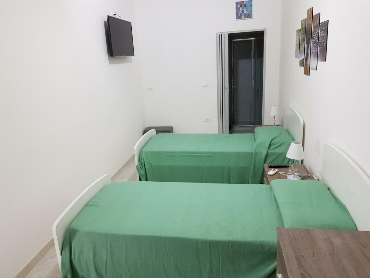 Villino Soleluna Lecce Bagian luar foto